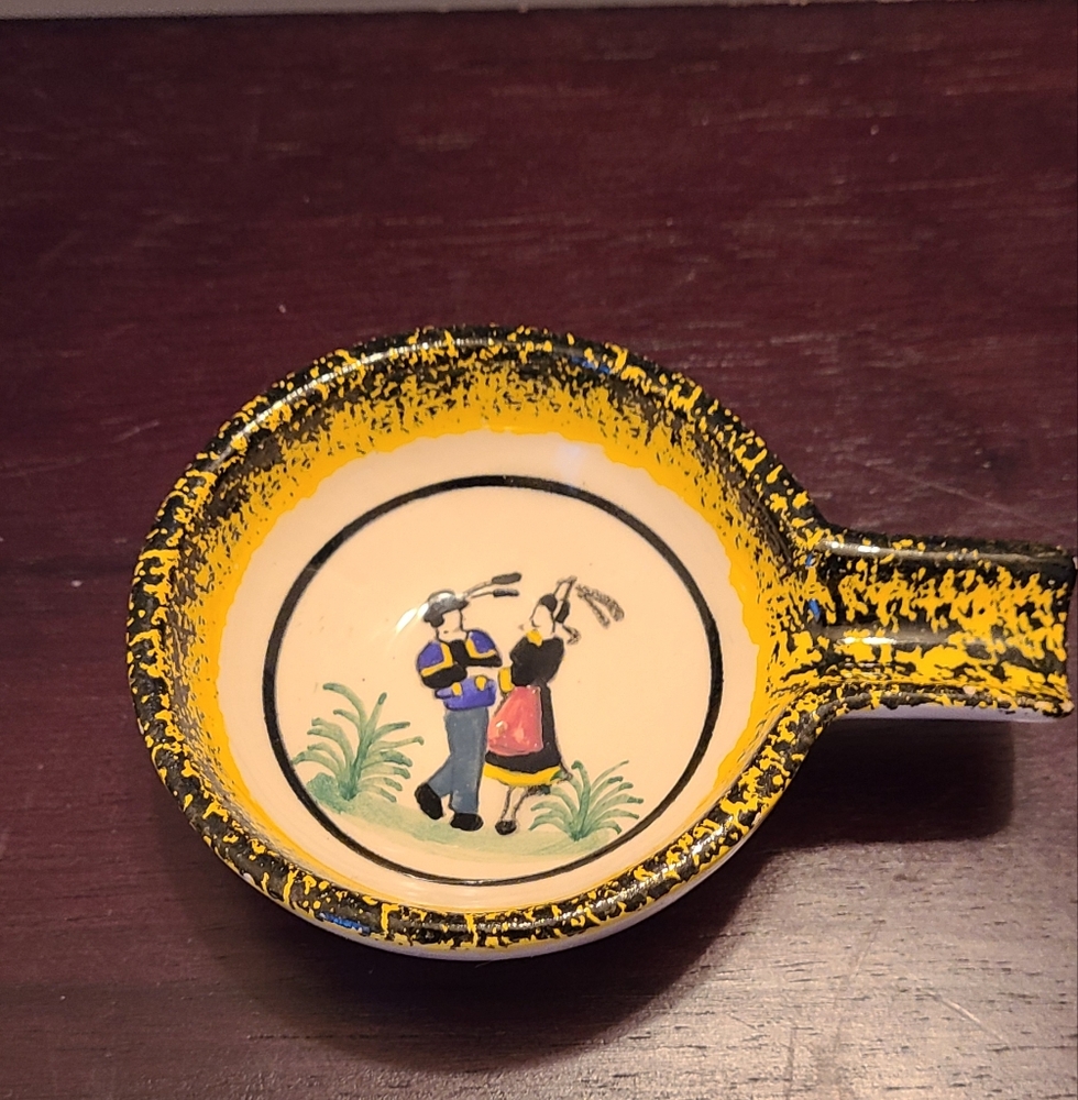 Henriot Quimper little dish